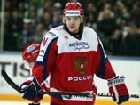 Сын тренера по хоккею Виктора Тихонова выпал из окна своей квартиры Сын тренера по хоккею Виктора Тихонова выпал из окна своей квартиры