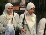 Власти Франции готовятся рассмотреть законопроект, запрещающий ношение хиджабов в университетах и других высших учебных заведениях Власти Франции готовятся рассмотреть законопроект, запрещающий ношение хиджабов в университетах и других высших учебных заведениях
