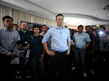 известный московский драматург Александр Архипов отправился в предвыборный штаб Алексея Навального (на фото), чтобы написать пьесу о работе штаба