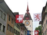 В Швейцарии соискателям убежища запретили посещать бассейны и библиотеки - ради безопасности