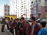 Облавы продолжаются: в Подмосковье полиция захватила две тысячи мигрантов Облавы продолжаются: в Подмосковье полиция захватила две тысячи мигрантов