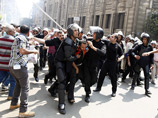 Кровавые беспорядки в Египте докатились до курортов, счет жертв идет на сотни