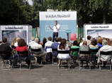 Подчиненный мэрии канал ТВ Центр в вечерних новостях 14 августа поведал, что у кандидатов Алексея Навального и Ивана Мельникова встречи с избирателями "на этой неделе не состоялись по простой причине - на них не пришли люди"
