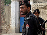 В Исламабаде вблизи резиденции президента мужчина обстрелял полицейских