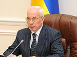 Премьер-министр Украины Николай Азаров поручил правительству разобраться с задержками транспорта на границе с Россией