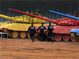 Российский красный танк выиграл международные соревнования по "танковому биатлону"