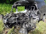 На Украине девять человек погибли при столкновении микроавтобуса с грузовиком
