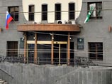 Прошедшие накануне обыски в центральном офисе Федеральной таможенной службы и на внуковской таможне связаны с делом о взятке, которую пытался дать сотрудникам ФТС глава компании, учрежденной "Роснано" Прошедшие накануне обыски в центральном офисе Федеральной таможенной службы и на внуковской таможне связаны с делом о взятке, которую пытался дать сотрудникам ФТС глава компании, учрежденной "Роснано"
