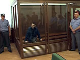 В то же время "белгородский стрелок" попросил 25 лет тюремного заключения, вместо пожизненного отбытия наказания