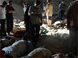 "Все указывает на то, что следует рассматривать сирийский режим как виновный в этой атаке", - сказал Олланд