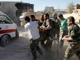 При этом сирийская оппозиция и правительство Башара Асада винят друга в применении химического оружия