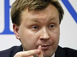 Во вторник к его главному фигуранту - лидеру российских геев Николаю Алексееву - вломились следователи с обысками, причем, если верить ему самому, вломились в буквальном смысле, вскрыв дверь квартиры Во вторник к его главному фигуранту - лидеру российских геев Николаю Алексееву - вломились следователи с обысками, причем, если верить ему самому, вломились в буквальном смысле, вскрыв дверь квартиры