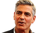 Джордж Клуни заявил, что его спутник наблюдает за президентом Судана даже ночью
