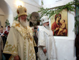 Новгородский храм XVI века, превращенный в советские времена в морг, вернули Церкви Новгородский храм XVI века, превращенный в советские времена в морг, вернули Церкви