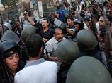 Призывы "Братьев мусульман" в середине месяца протестовать оканчивались масштабными столкновениями противников и сторонников действующей власти и приводили к многочисленным жертвам
