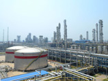 Китайский нефтяной гигант Sinopec покупает 33% акций египетского подразделения американской Apache за 3,1 млрд долл Китайский нефтяной гигант Sinopec покупает 33% акций египетского подразделения американской Apache за 3,1 млрд долл