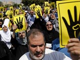 Сторонники свергнутого президента Египта Мухаммеда Мурси вышли на самые массовые после кровавых столкновений две недели назад акции протеста против действий новых властей