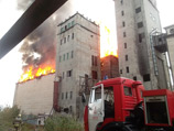 По уточненным данным ГУ МЧС Саратовской области, огонь охватил площадь в 3000 кв. метров
