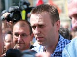 По мнению президента, заявления Навального о борьбе с коррупцией продиктованы его стремлением набрать политические очки, а не желанием решать реальные проблемы