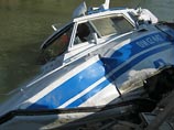 Специальная комиссия завершила расследование столкновения пассажирского теплохода "Полесье-8" и грузовой баржи на реке Иртыш 17 августа, в результате которого шесть человек погибли и еще полсотни пострадали
