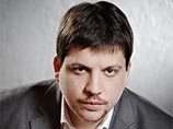 Главу штаба Навального вызвали на допрос по делу об "осквернении" агитками столичных памятников
Главу штаба Навального вызвали на допрос по делу об "осквернении" агитками столичных памятников