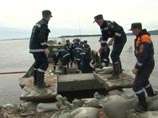 Для возведения дамб в Комсомольске-на-Амуре используется тяжелая техника. Работы по возведению и укреплению временных сооружений продолжаются Для возведения дамб в Комсомольске-на-Амуре используется тяжелая техника. Работы по возведению и укреплению временных сооружений продолжаются