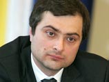 Пока Кремль отказывается комментировать информацию о скором возвращении во власть Владислава Суркова, ушедшего в отставку в мае с поста вице-премьера, эту информацию удалось подтвердить у неназванных источников "Интерфаксу"