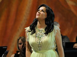 Анна Нетребко поставила рекорд "Метрополитен-опера", открыв ее сезон третий раз подряд