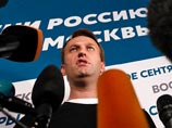 Оппозиционный кандидат в мэры Москвы Алексей Навальный, по итогам голосования занявший второе место с 27,24% голосов, требует пересчета бюллетеней