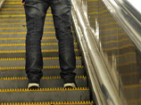 17-летний петербургский студент зарезал в метро на эскалаторе пассажира