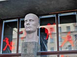 Музей Маяковского опасается, что во время ремонта экспозиция погибнет Музей Маяковского опасается, что во время ремонта экспозиция погибнет