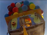 Американец первым в мире пересекает Атлантику на связке воздушных шаров
