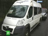 Пассажирский автобус перевернулся на Рублевском шоссе в Москве, наехав на люк
Пассажирский автобус перевернулся на Рублевском шоссе в Москве, наехав на люк
