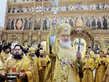 Патриарх Московский и всея Руси Кирилл освятил восстановленный Феодоровский собор в Петербурге и провел малый крестный ход вокруг храма