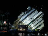 Операция по подъему затонувшего круизного лайнера Costa Concordia у итальянского острова Джильо, 17 сентября 2013 года Операция по подъему затонувшего круизного лайнера Costa Concordia у итальянского острова Джильо, 17 сентября 2013 года