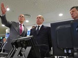 В тот же день олимпийскую стройку в очередной раз проинспектировал президент Владимир Путин. Он остался недоволен качеством обслуживания пассажиров в местном аэропорту