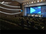 Собчак призналась на "Валдае", что ушла из "Дома-2" на волне протестного движения Собчак призналась на "Валдае", что ушла из "Дома-2" на волне протестного движения