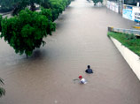 Число жертв наводнений и схода селевых потоков, вызванных ураганом "Ингрид" и тропическим штормом "Мануэль" в Мексике, достигло 97 человек