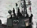 Северокорейский военный корабль обстрелял рыболовов из России