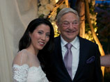 Известный финансист и миллиардер Джордж Сорос в очередной раз вступил в брак, женившись на 42-летней Тамико Болтон