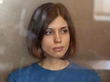Объявившая голодовку Надежда Толоконникова, которую перевели в якобы "безопасное" место - ШИЗО, пожаловалась на невозможность спать в новой камере из-за постоянного холода Объявившая голодовку Надежда Толоконникова, которую перевели в якобы "безопасное" место - ШИЗО, пожаловалась на невозможность спать в новой камере из-за постоянного холода