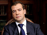 Медведев предложил россиянам выбирать из двух зол и пообещал отработать аванс