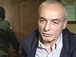 Уроженцев Чечни приговорили к двум годам за обстрел машины дочери Барщевского Уроженцев Чечни приговорили к двум годам за обстрел машины дочери Барщевского