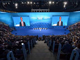 Премьер Дмитрий Медведев, развивая свои идеи по спасению экономики, объявил о создании специального агентства, которое займется привлечением инвестиций в регионы - РАПИР