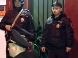 Два десятка нелегалов, задержанных в общежитии в Москве после драки, выдворят из страны
Два десятка нелегалов, задержанных в общежитии в Москве после драки, выдворят из страны