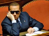Об отставке заявили парламентарии партии Сильвио Берлускони "Народ свободы", входящей в правящую коалицию, а затем и пять министров НС вышли из состава кабинета, последовав призыву своего лидера