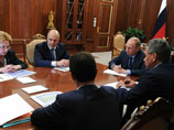 Путин назвал "глубинные цели" бюджета: исполнение его "майских указов" Путин назвал "глубинные цели" бюджета: исполнение его "майских указов"