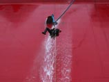На фоне все новых обвинений в пиратстве активистам Greenpeace эксперт объяснил "противоречие" СКР и Путина На фоне все новых обвинений в пиратстве активистам Greenpeace эксперт объяснил "противоречие" СКР и Путина