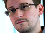 "Настало время закрывать личную информацию" он заявил, что благодаря экс-сотруднику ЦРУ и АНБ Эдварду Сноудену мир узнал о том, что "американские спецслужбы перехватывают и расшифровывают доступный им интернет-трафик под предлогом борьбы с терроризмом"