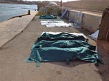 У берегов острова Лампедуза найдены тела еще 16 погибших африканцев
